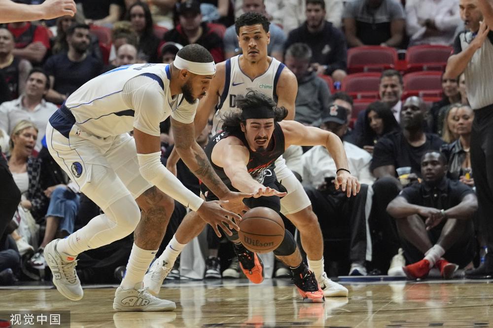 自由式滑雪 自由式滑雪