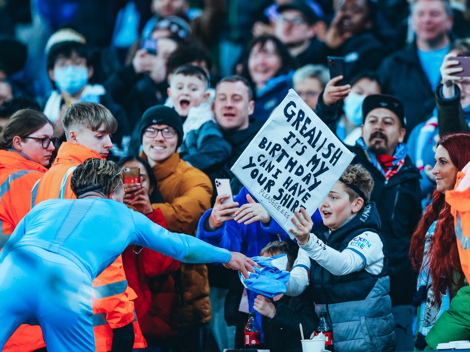 表现成为法 表现成为法